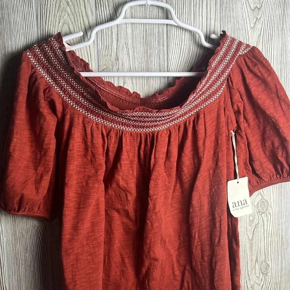 Women’s Ana blouse size Medium